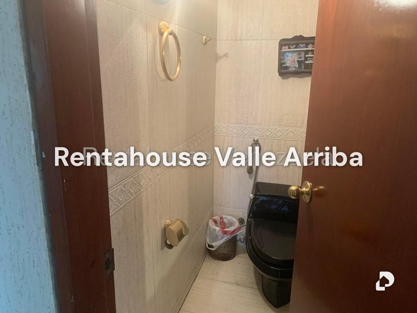House in La Boyera, Caracas – 19