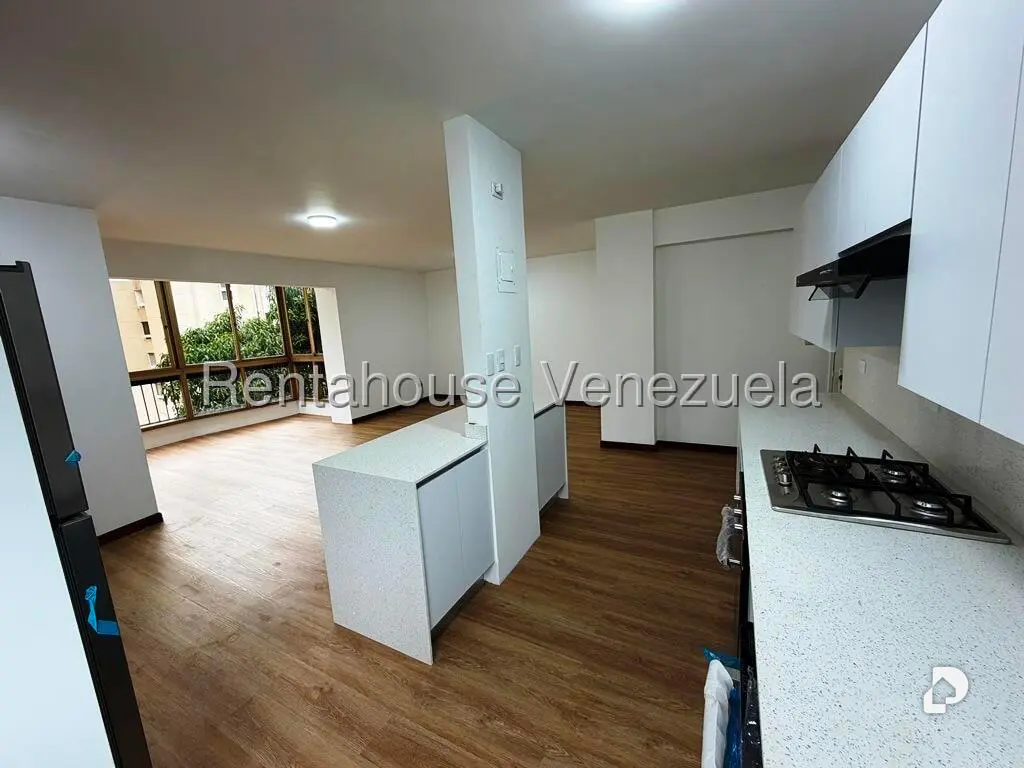 Apartamento en Los Palos Grandes, Caracas – 6