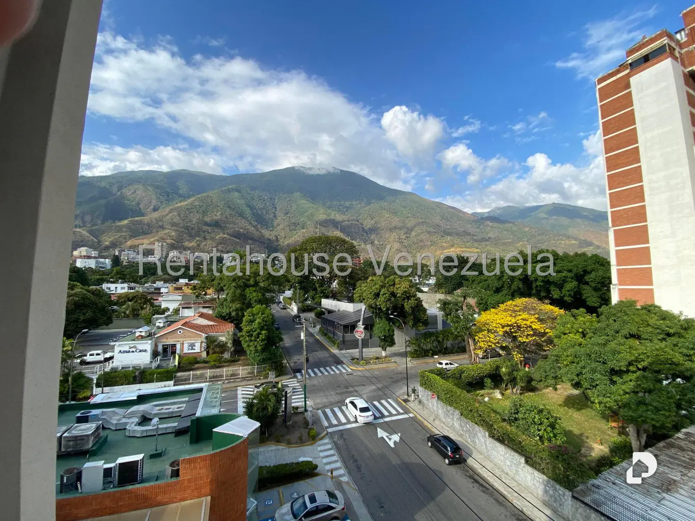 Apartamento en Los Palos Grandes, Caracas – 12