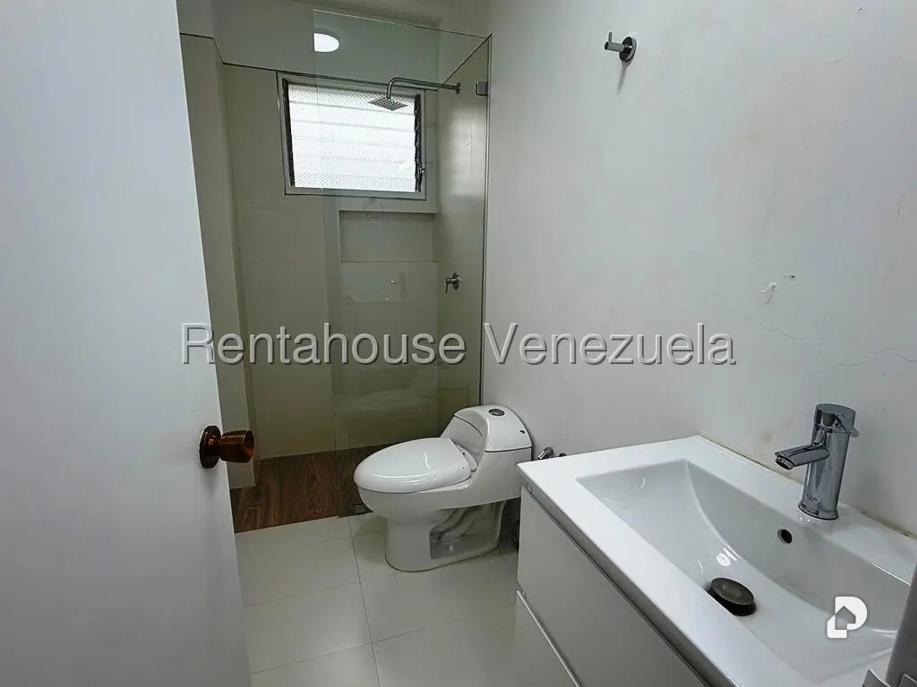 Apartamento en Los Palos Grandes, Caracas – 20