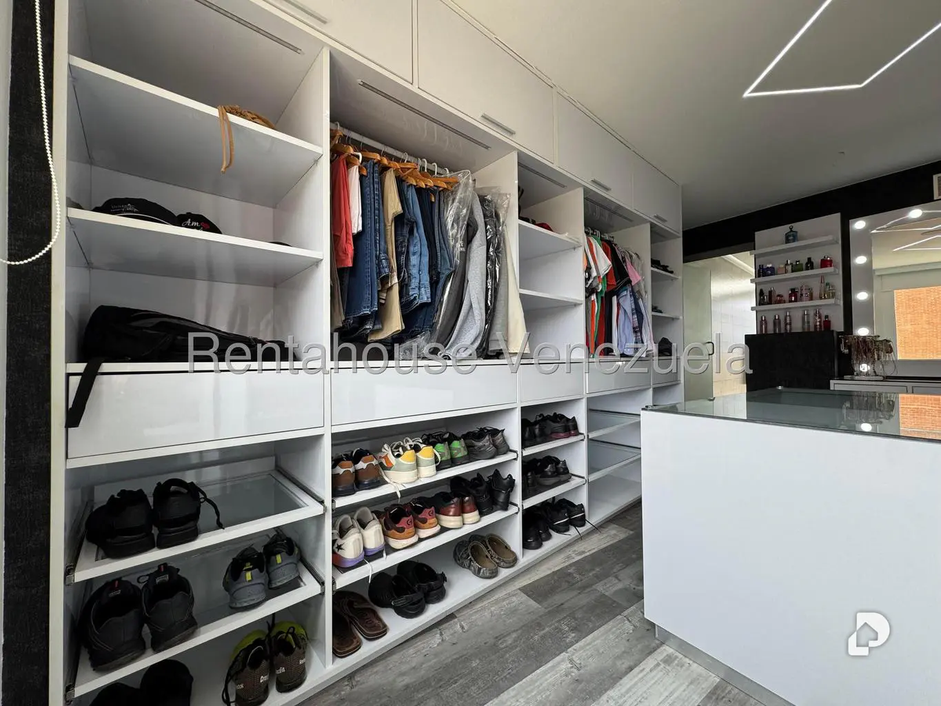 Apartamento en Loma Linda, Caracas – 23