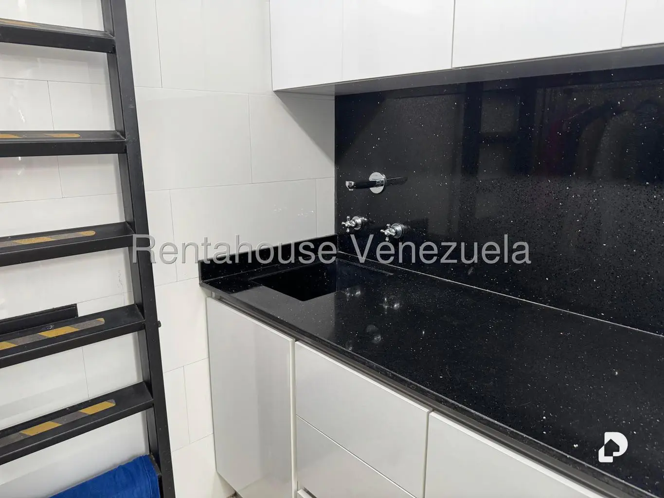 Apartamento en Loma Linda, Caracas – 28