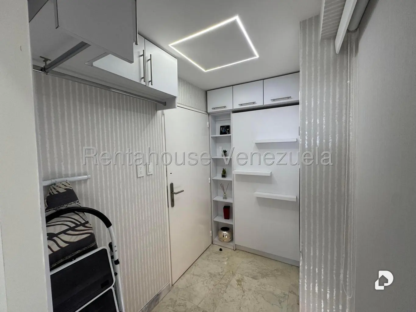 Apartamento en Loma Linda, Caracas – 30