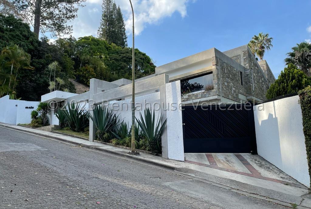 House in La Lagunita Country Club, Caracas - 1