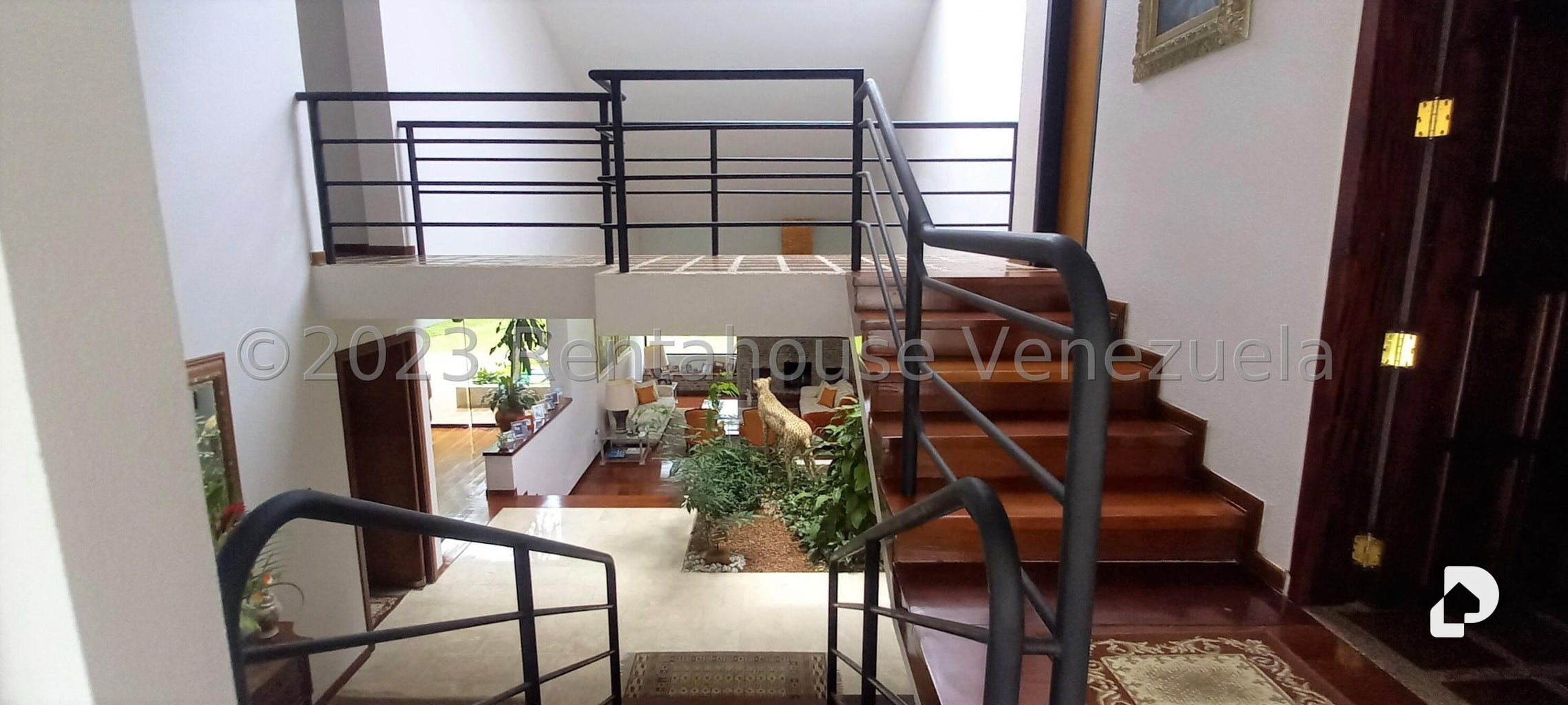 House in La Lagunita Country Club, Caracas – 11