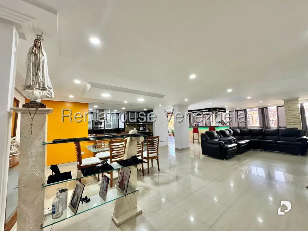 Apartamento en La Urbina, Caracas – 24