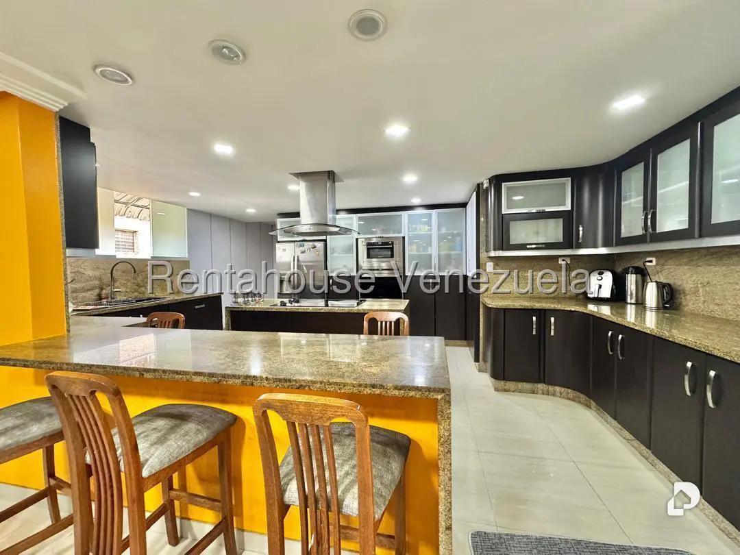 Apartamento en La Urbina, Caracas – 18