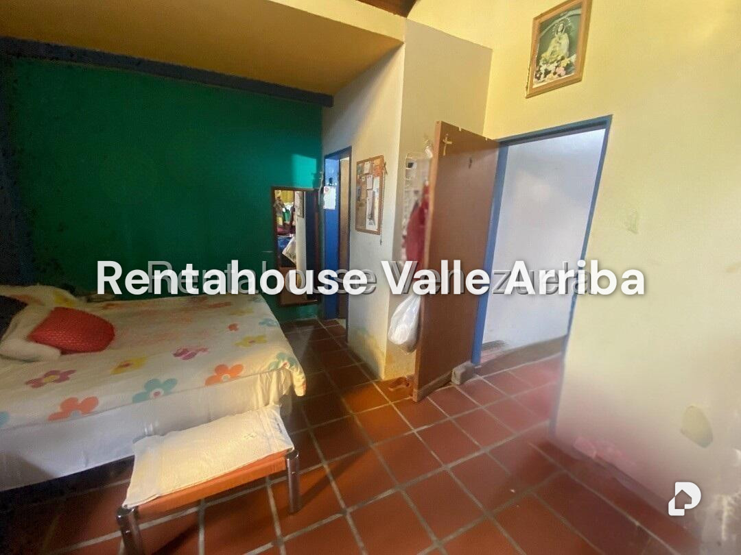 House in El Placer, Caracas – 21