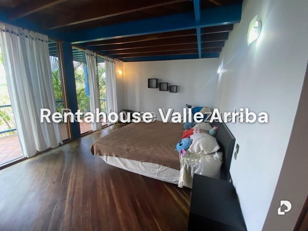 House in El Placer, Caracas – 28