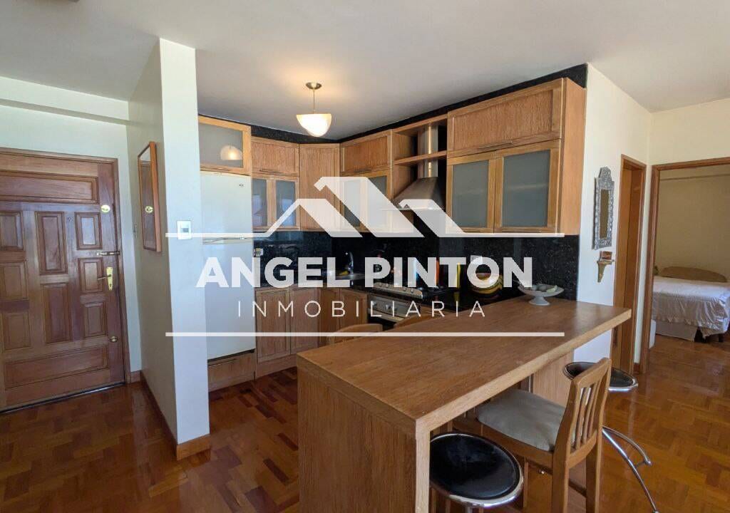 Apartamento en Avenida El Milagro, Maracaibo - 1