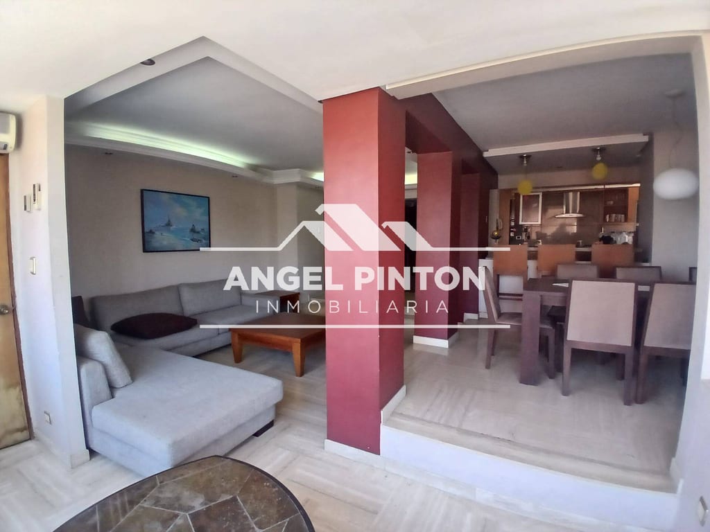 Apartment in La Lago, Maracaibo