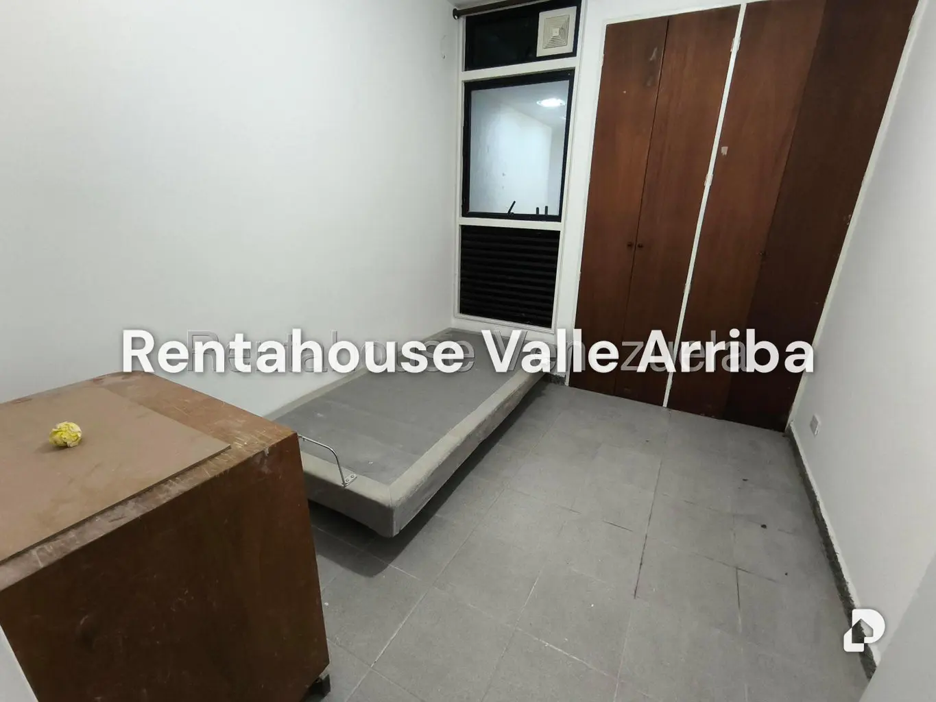 Apartamento en Lomas de La Lagunita, Caracas – 20