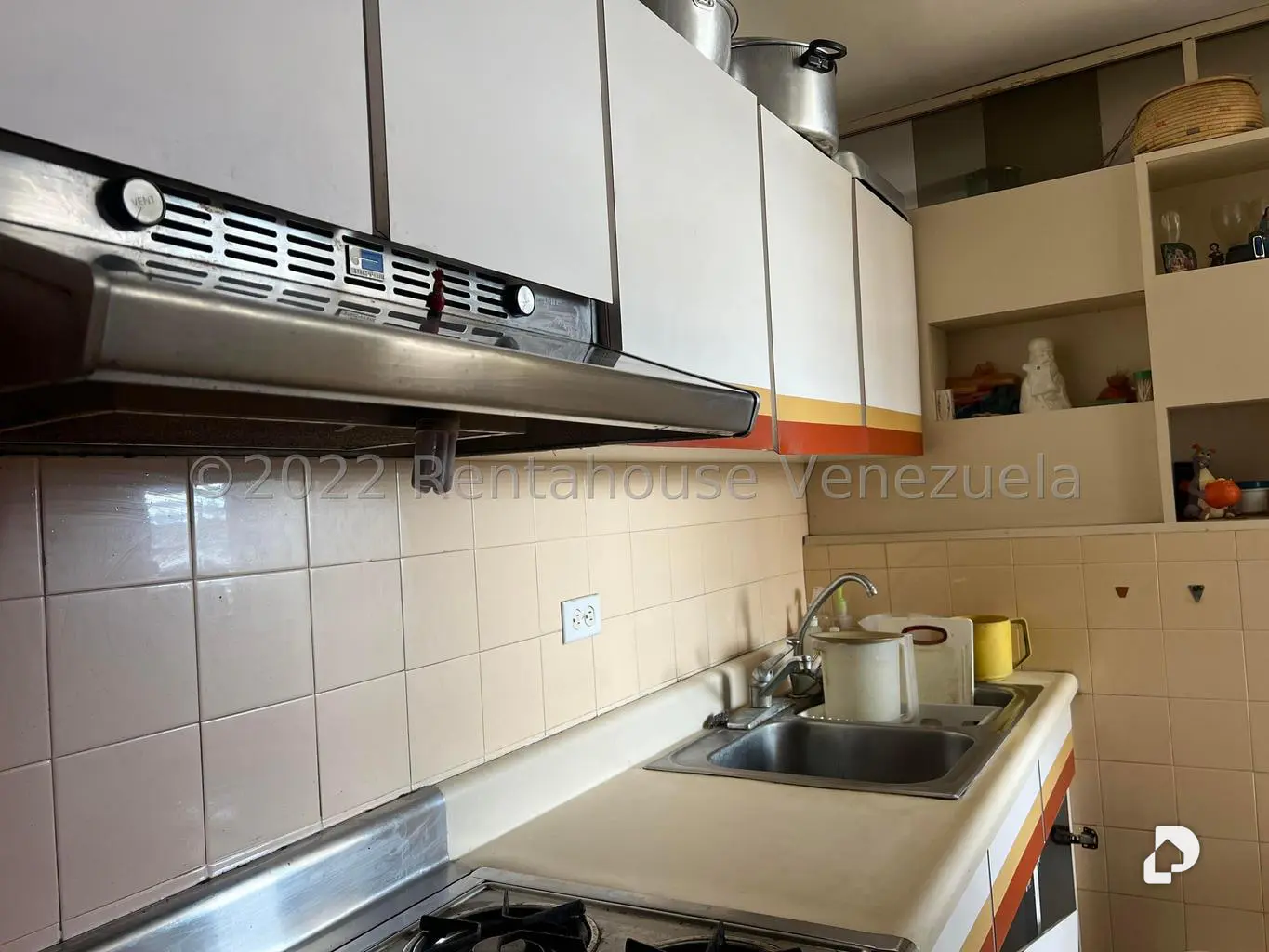 Apartamento en Guaicay, Caracas – 15