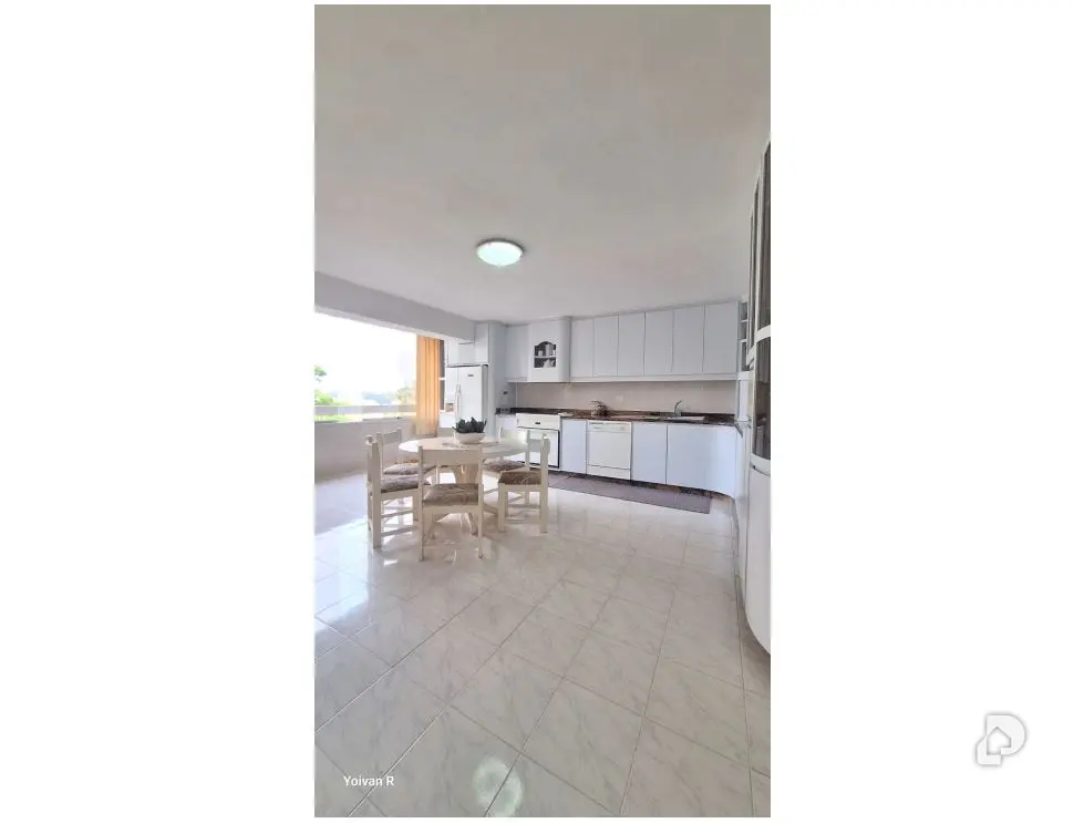Apartamento en El Picacho, Altos Mirandinos – 8