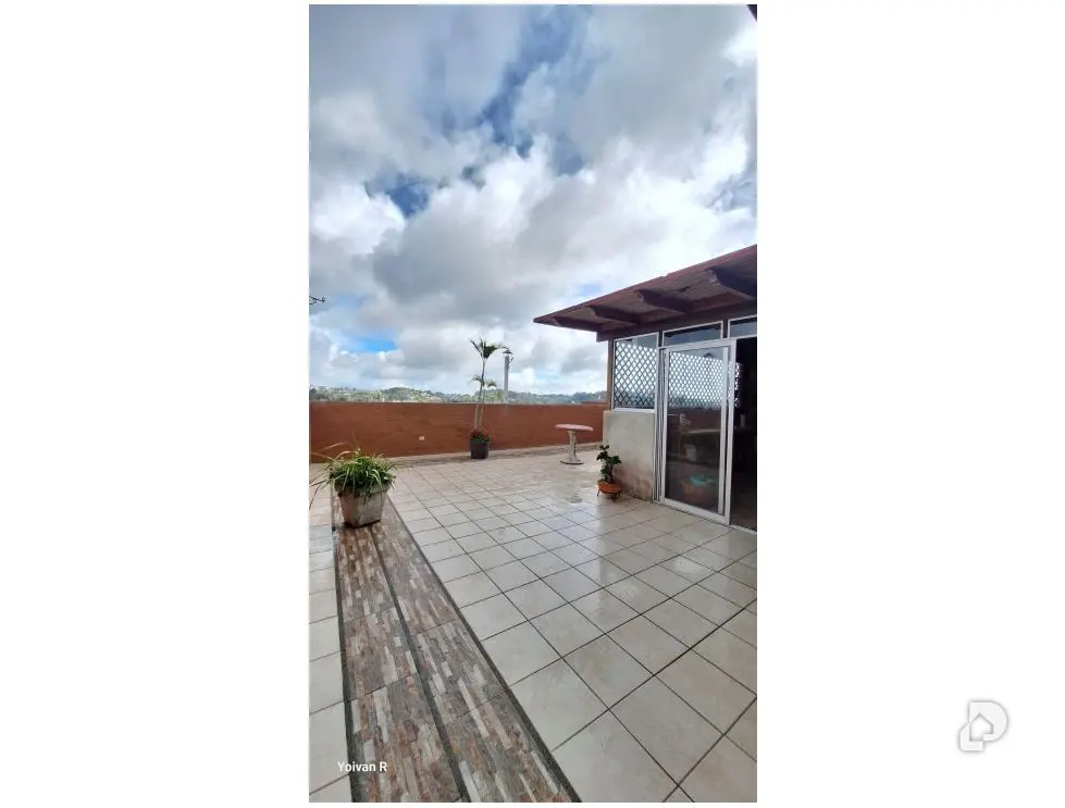 Apartamento en El Picacho, Altos Mirandinos – 24