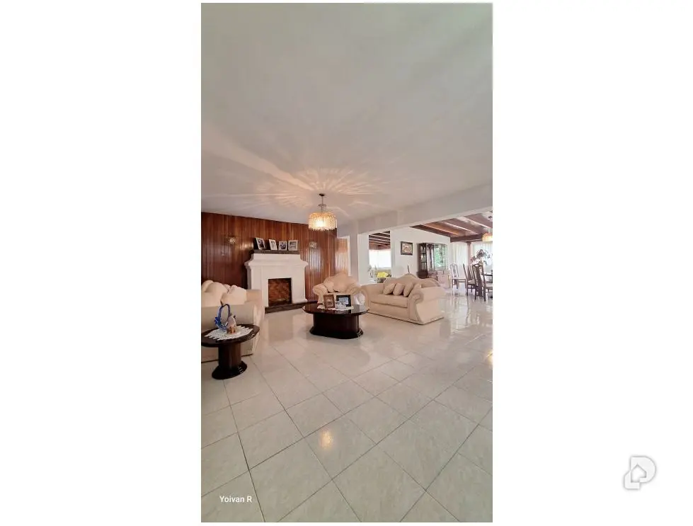 Apartamento en El Picacho, Altos Mirandinos – 3