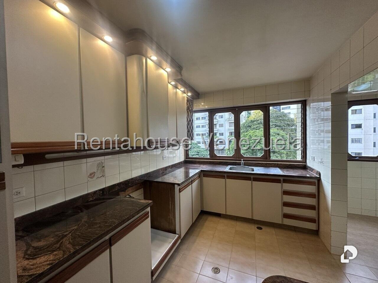 Apartamento en Terrazas del Ávila, Caracas – 4