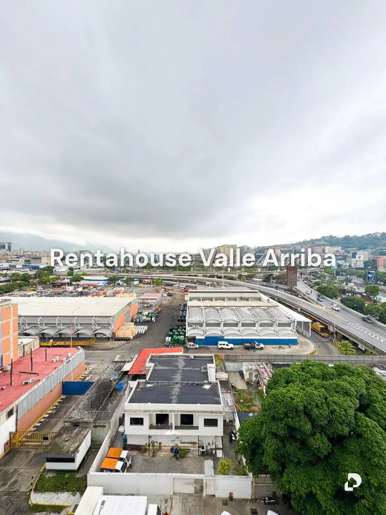 Apartamento en El Rosal, Caracas – 23