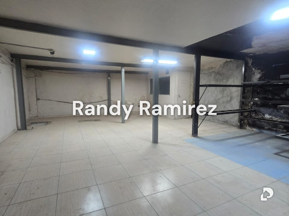Local comercial en Caracas – 8