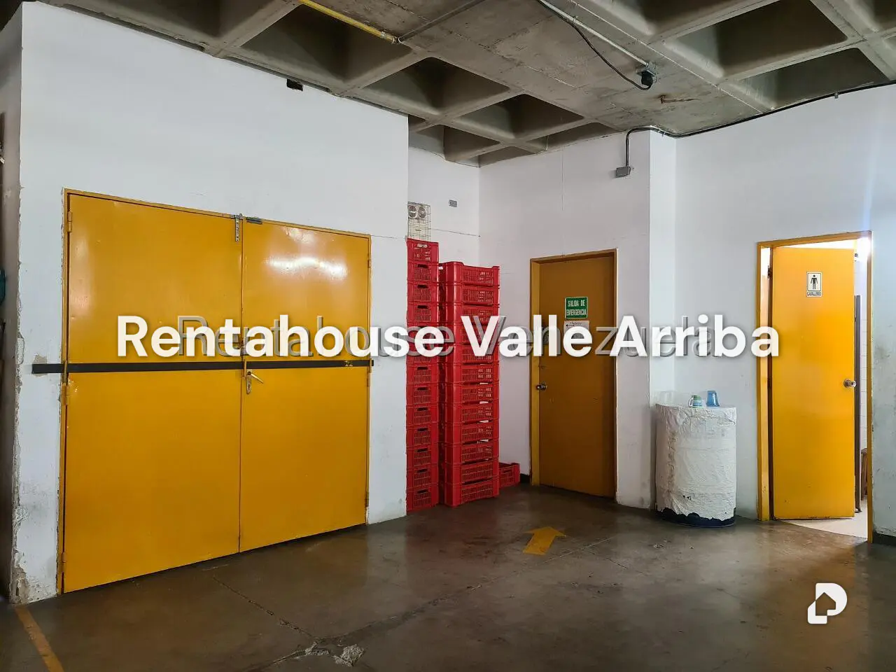 Local comercial en Palo Verde, Caracas – 29