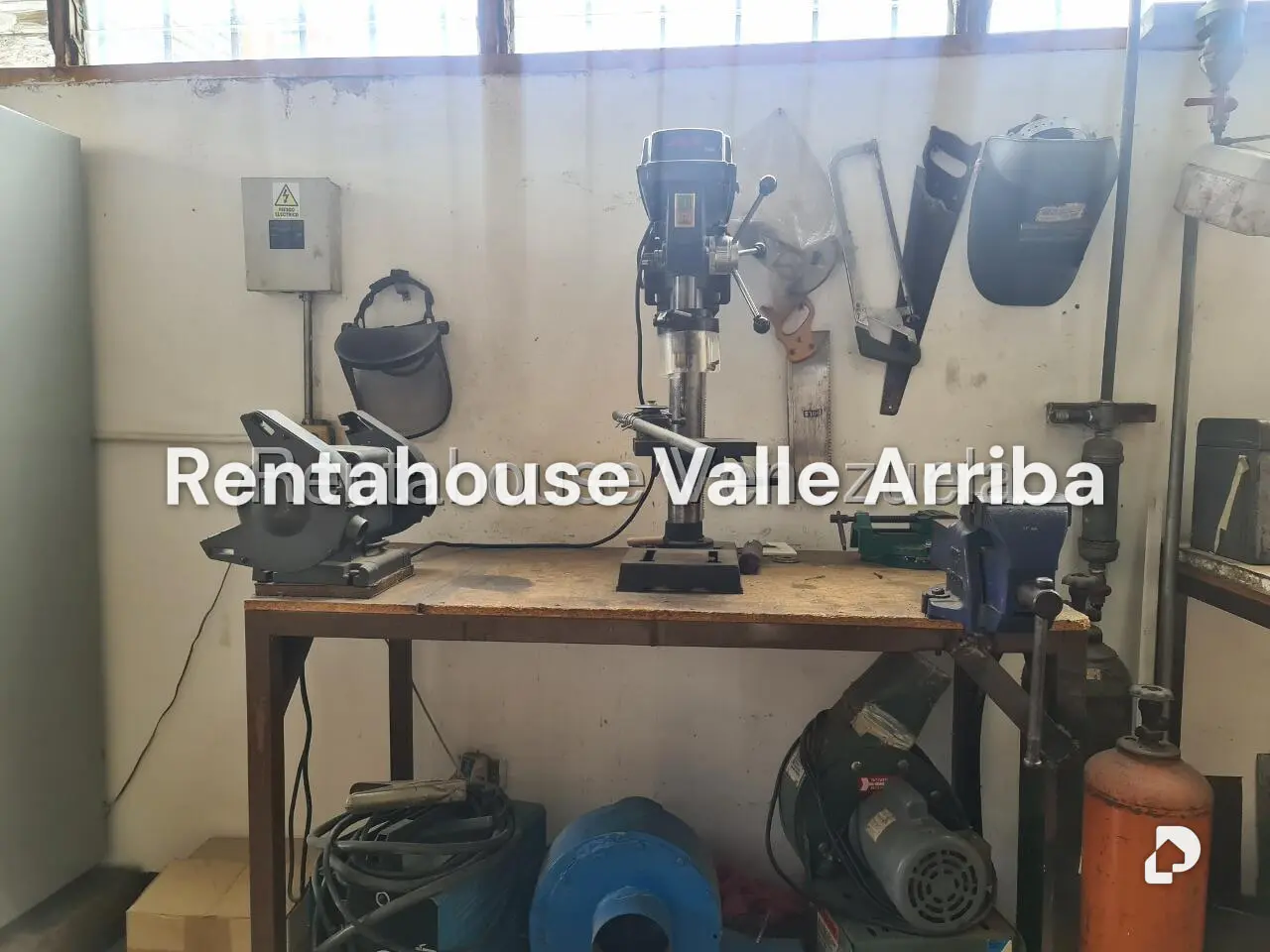 Local comercial en Palo Verde, Caracas – 13