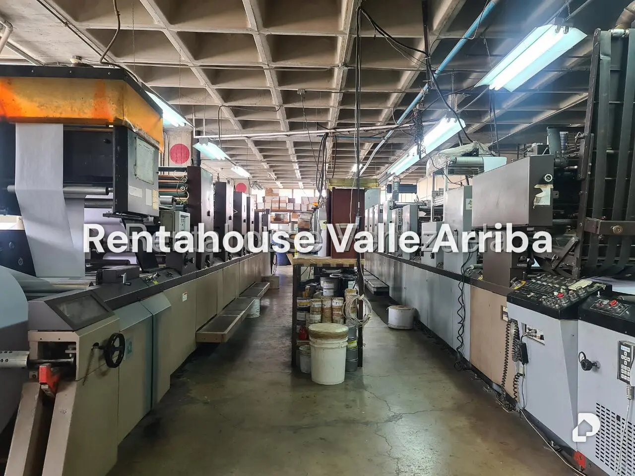 Local comercial en Palo Verde, Caracas – 12