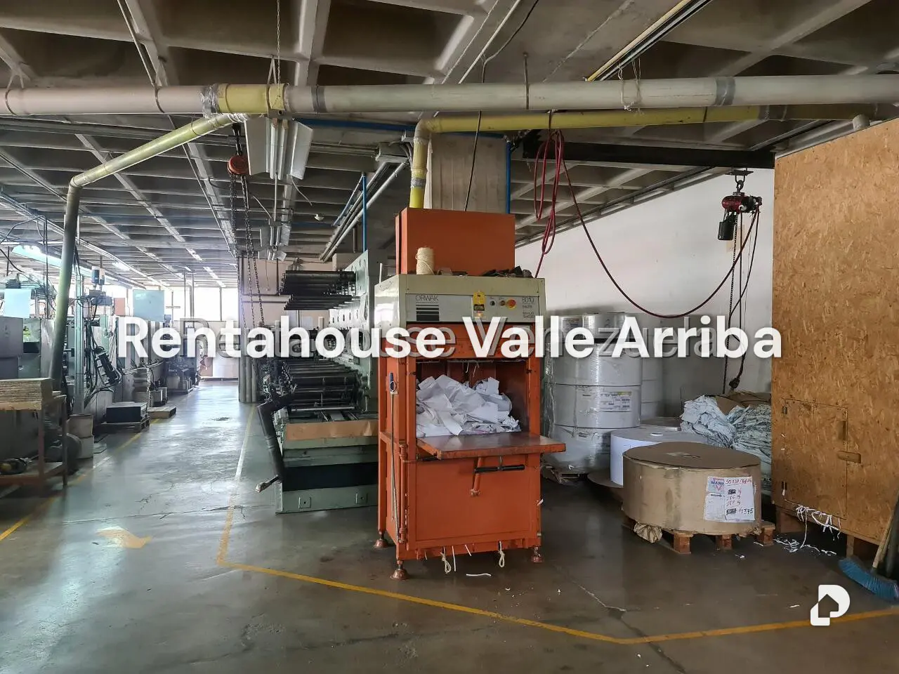 Local comercial en Palo Verde, Caracas – 16