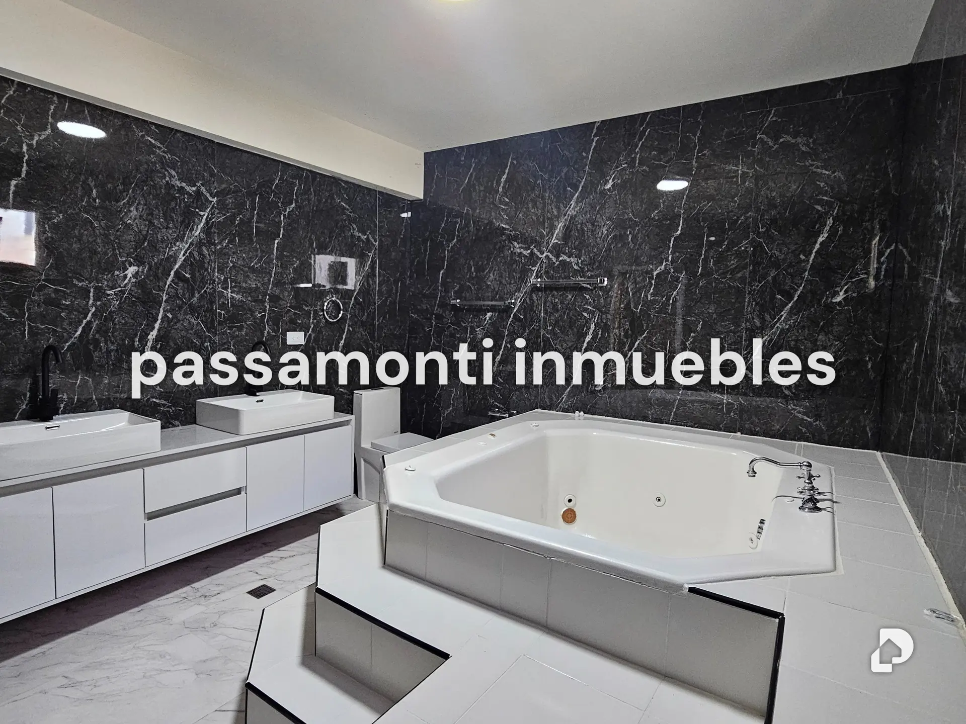 House in Paraiso, Pampatar – 16