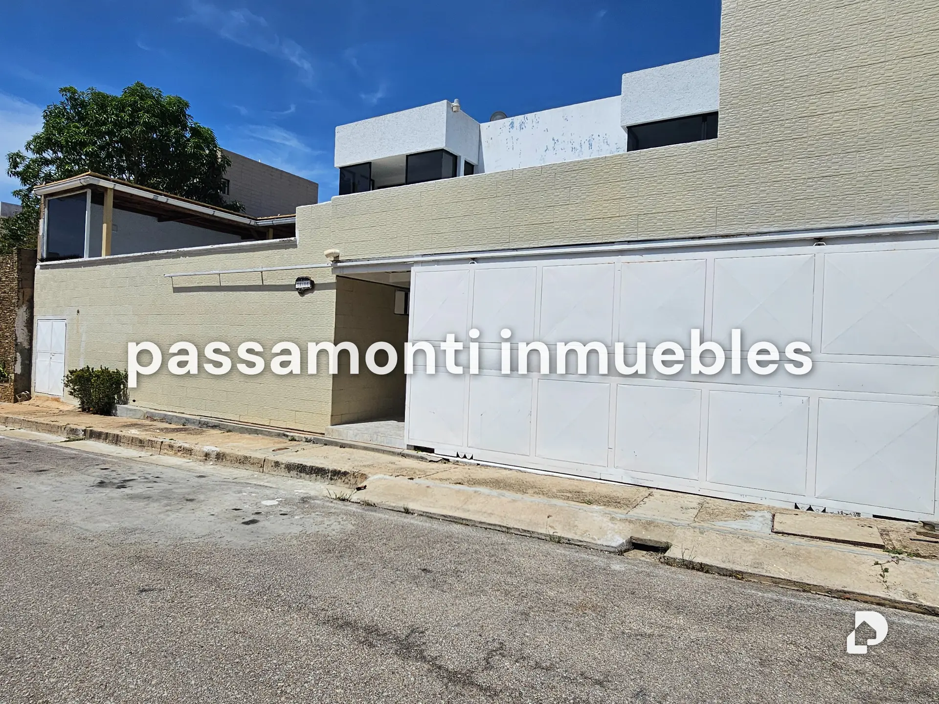 House in Paraiso, Pampatar – 30