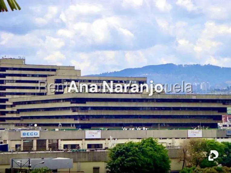 Local comercial en Chuao, Caracas