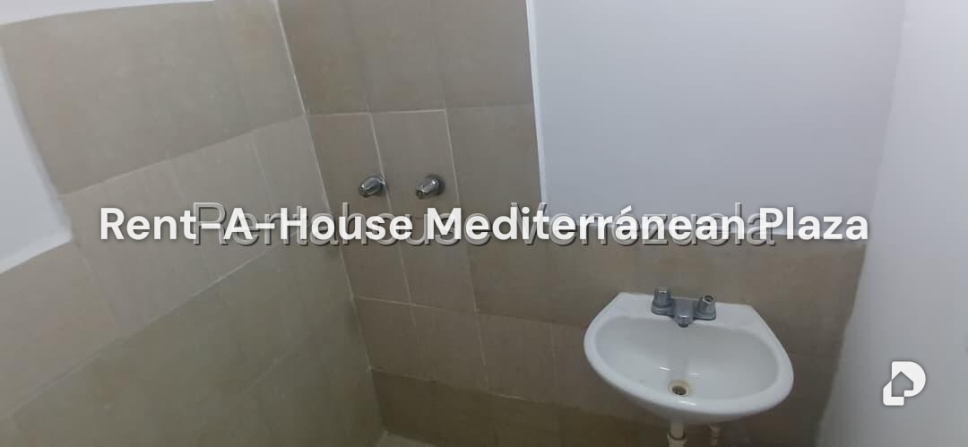 House in Buenaventura, Los Guayos – 10
