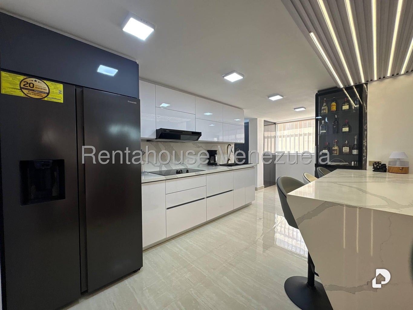Apartamento en Cumbres de Curumo, Caracas – 11