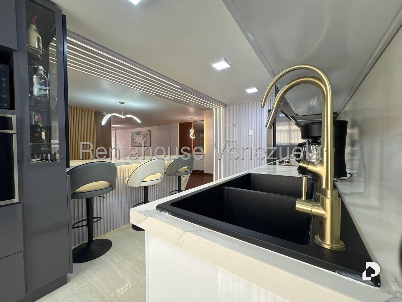 Apartamento en Cumbres de Curumo, Caracas – 12