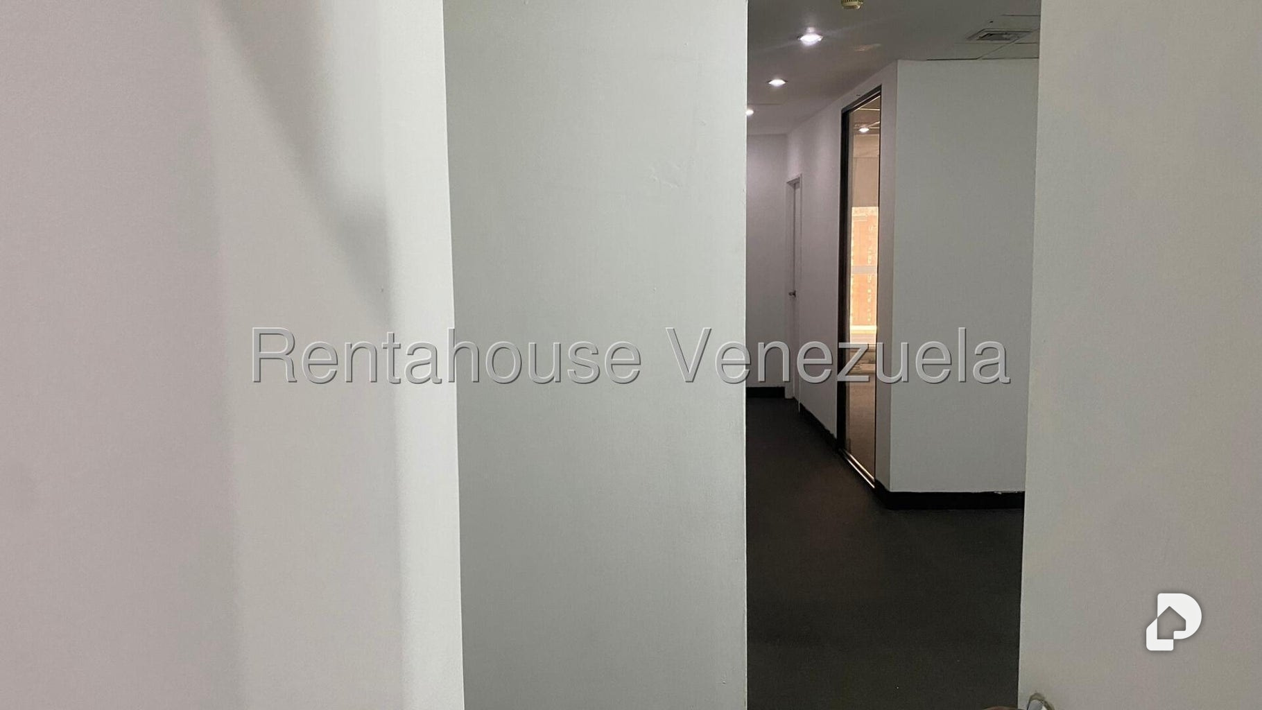 Oficina en Sabana Grande, Caracas – 14