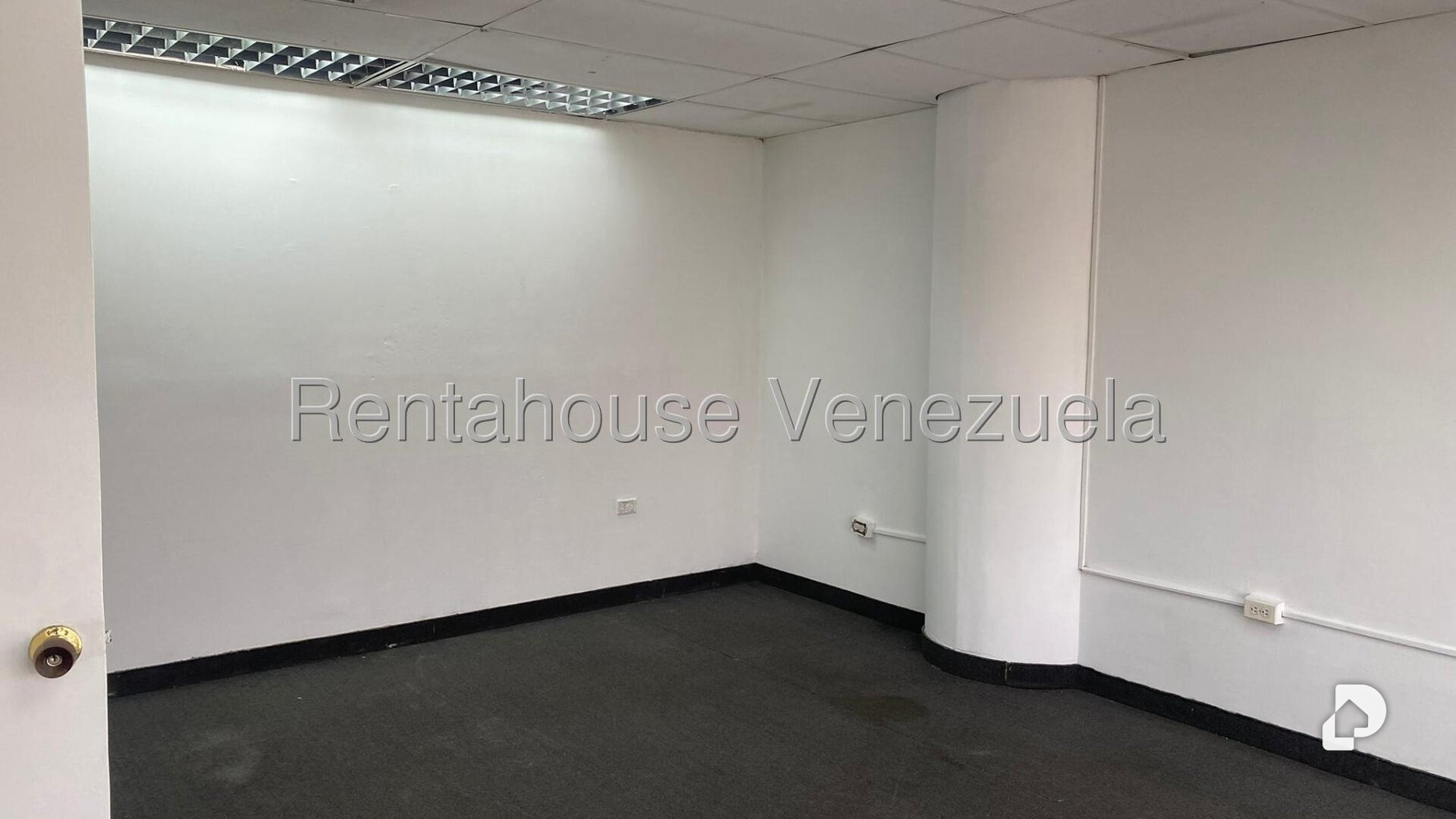Oficina en Sabana Grande, Caracas – 8