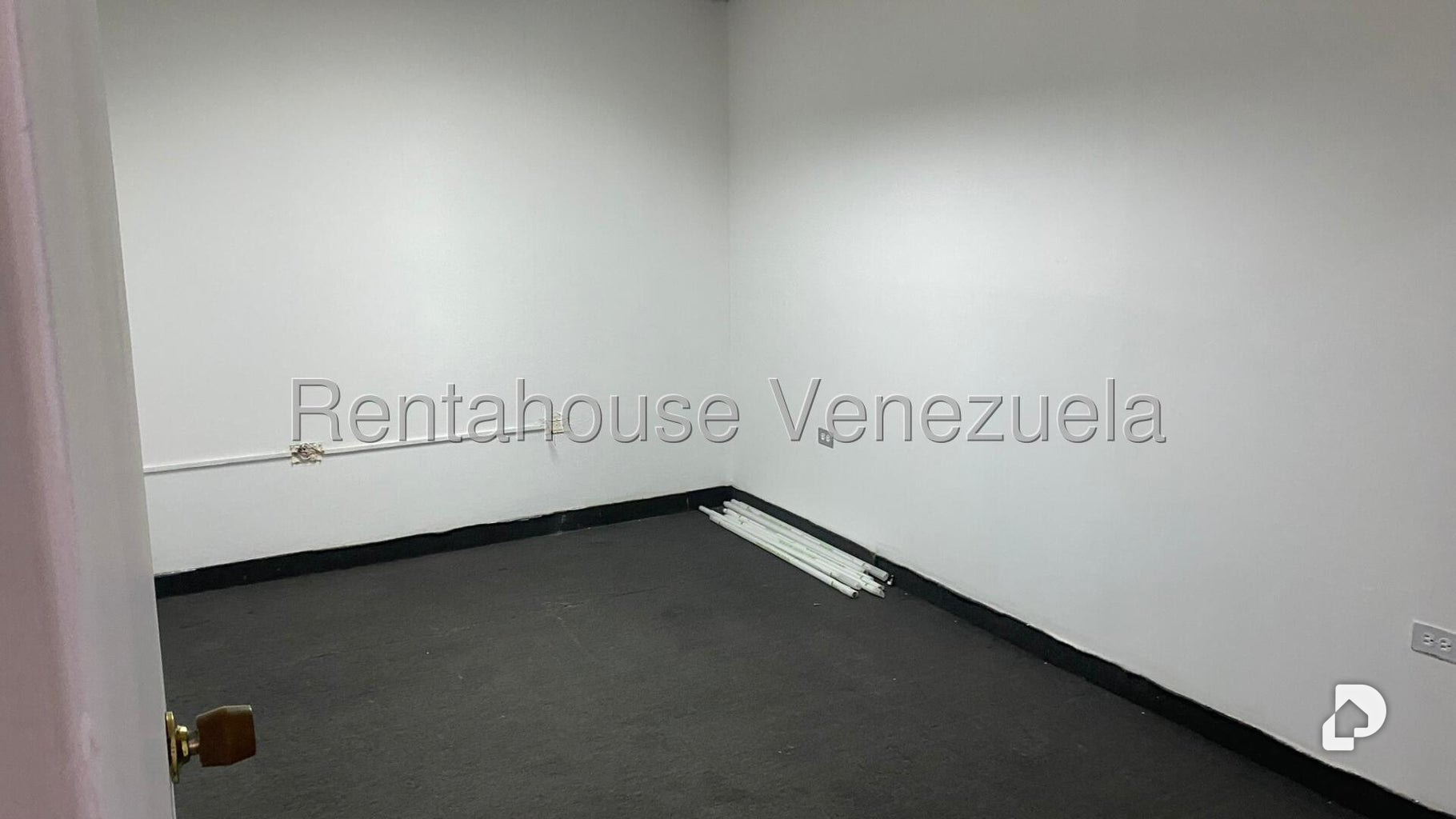 Oficina en Sabana Grande, Caracas – 11