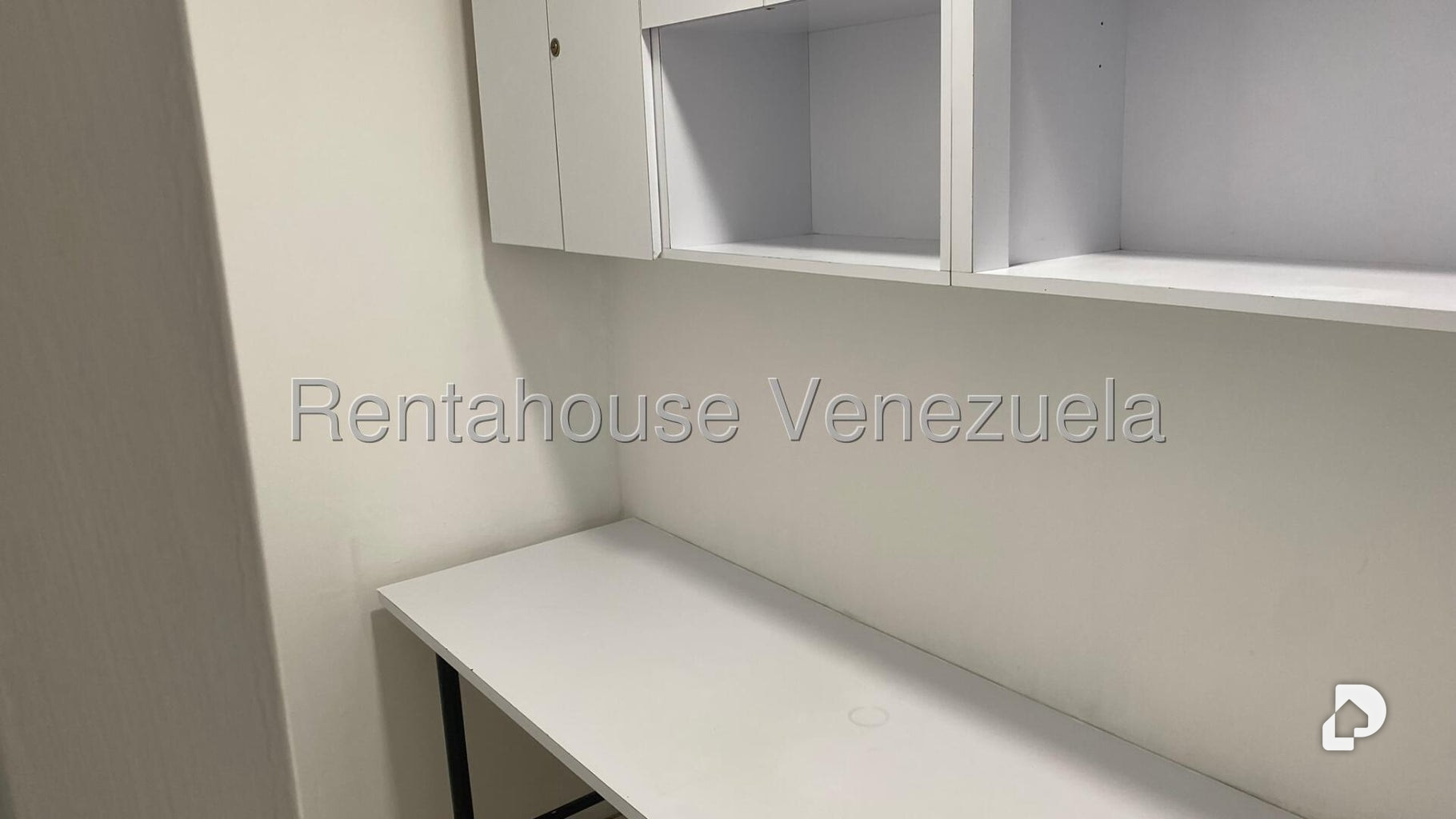 Oficina en Sabana Grande, Caracas – 12