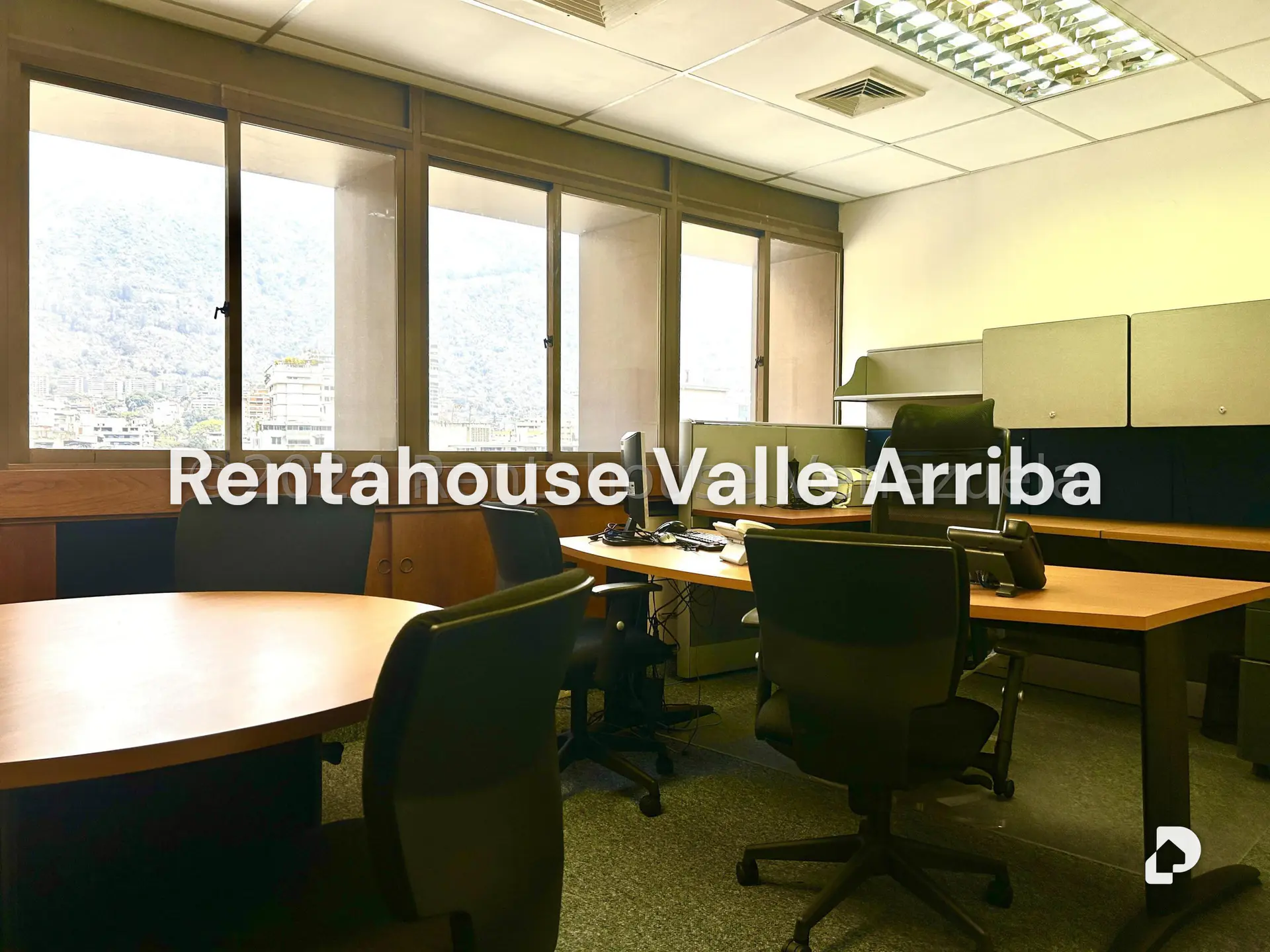 Office in Los Palos Grandes, Caracas – 9