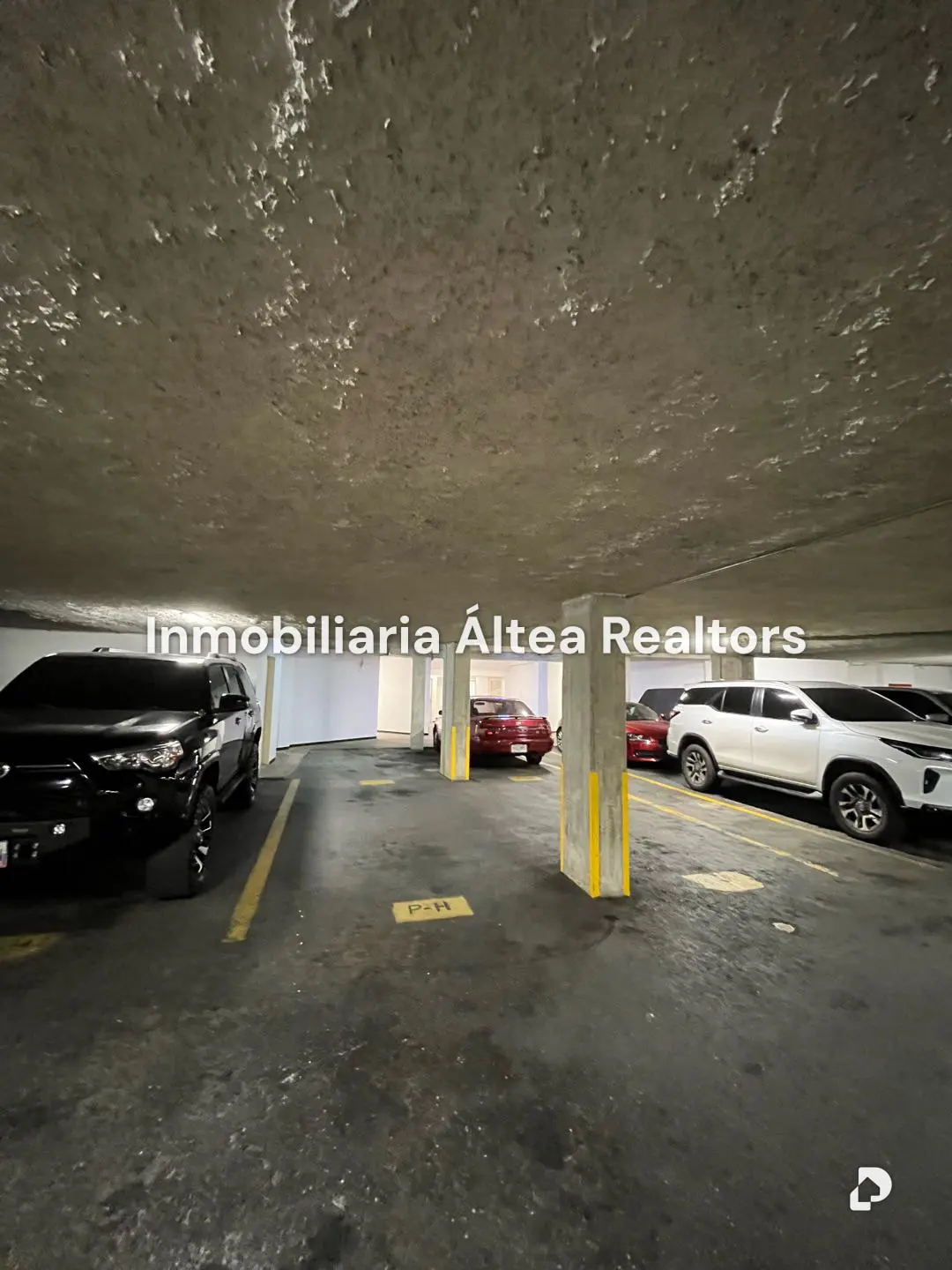 Penthouse in Valle Arriba, Caracas – 22