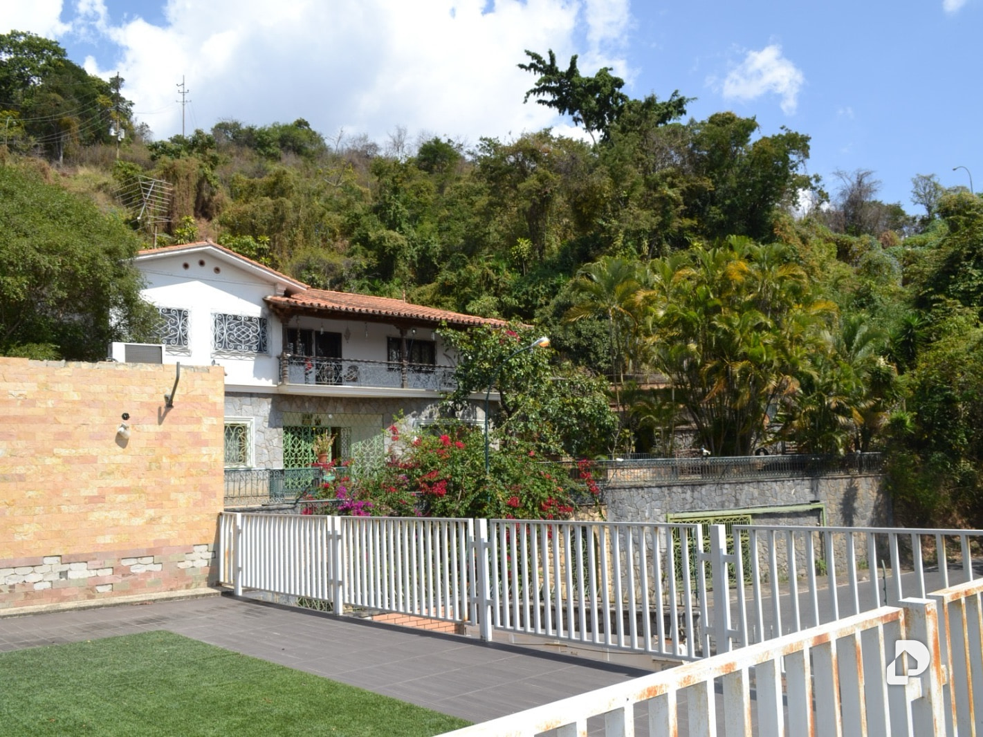 Casa en Colinas de Las Acacias, Caracas – 2