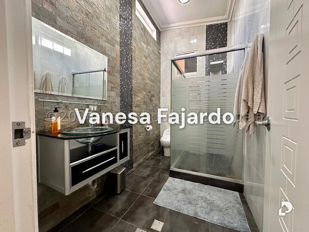 Casa en El Picacho, San Antonio de Los Altos – 25