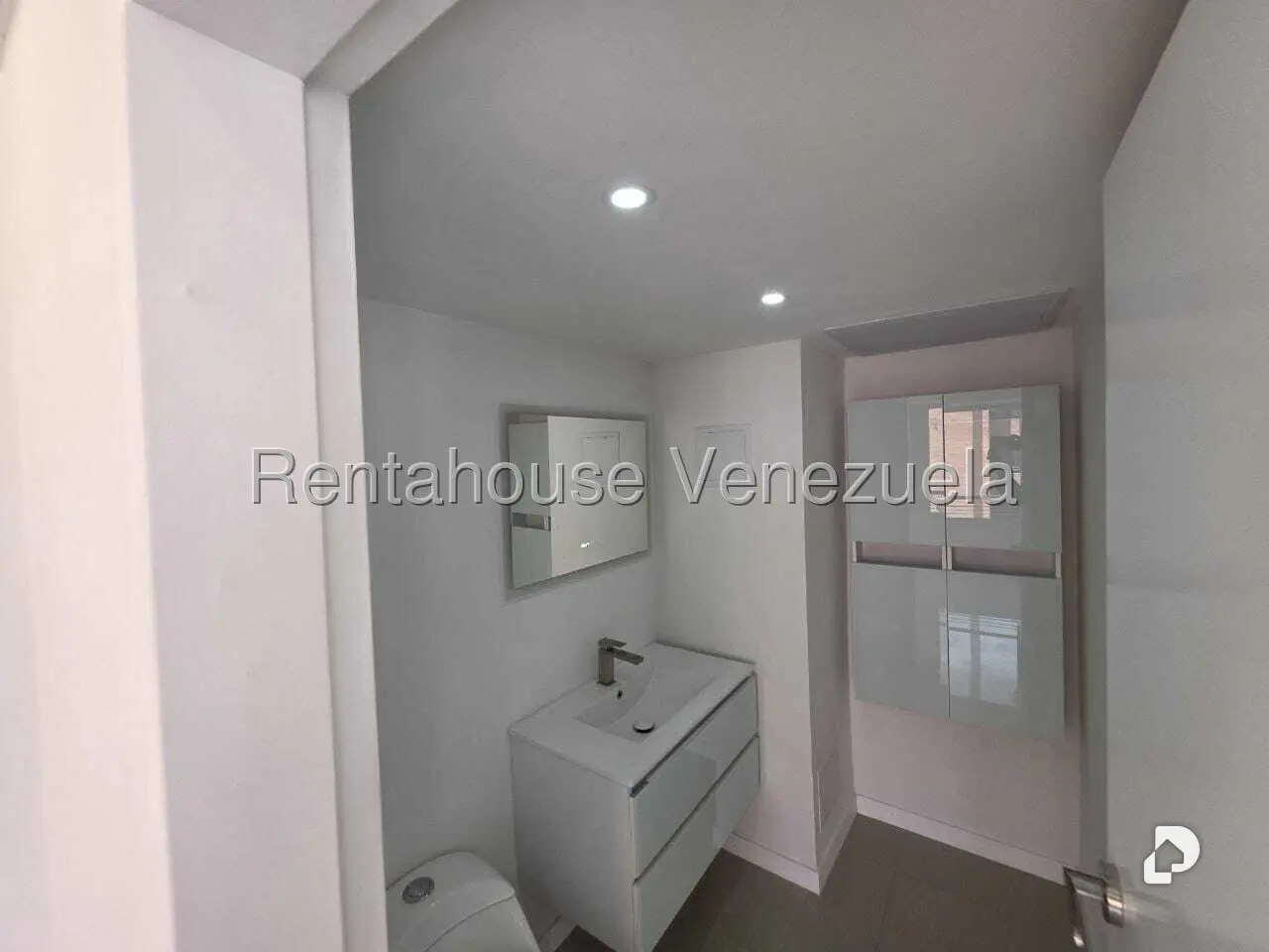 Apartamento en Campo Alegre, Caracas – 21