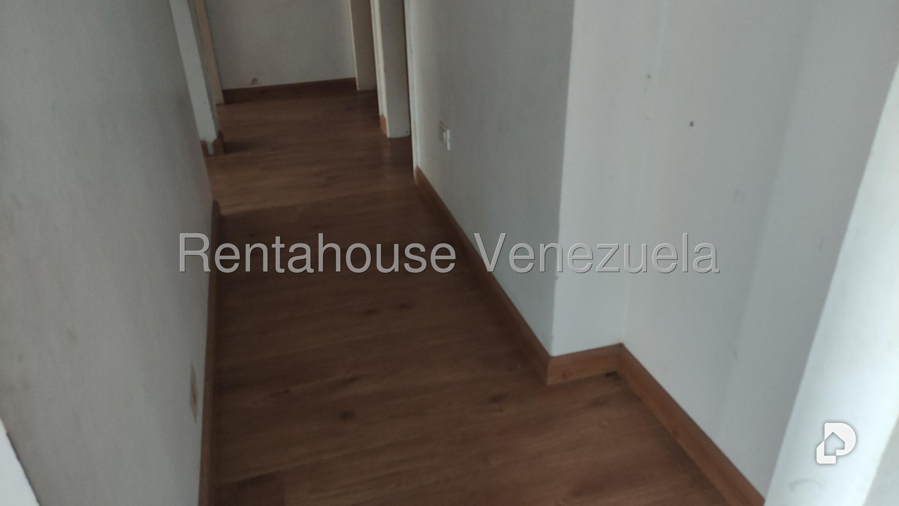 Apartamento en Miravila, Caracas – 16