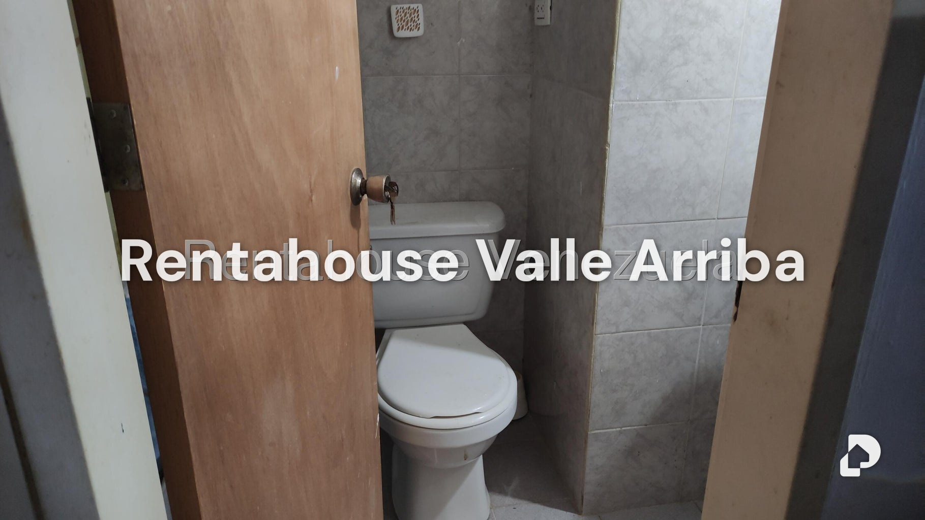 Apartment in Miravila, Caracas – 25