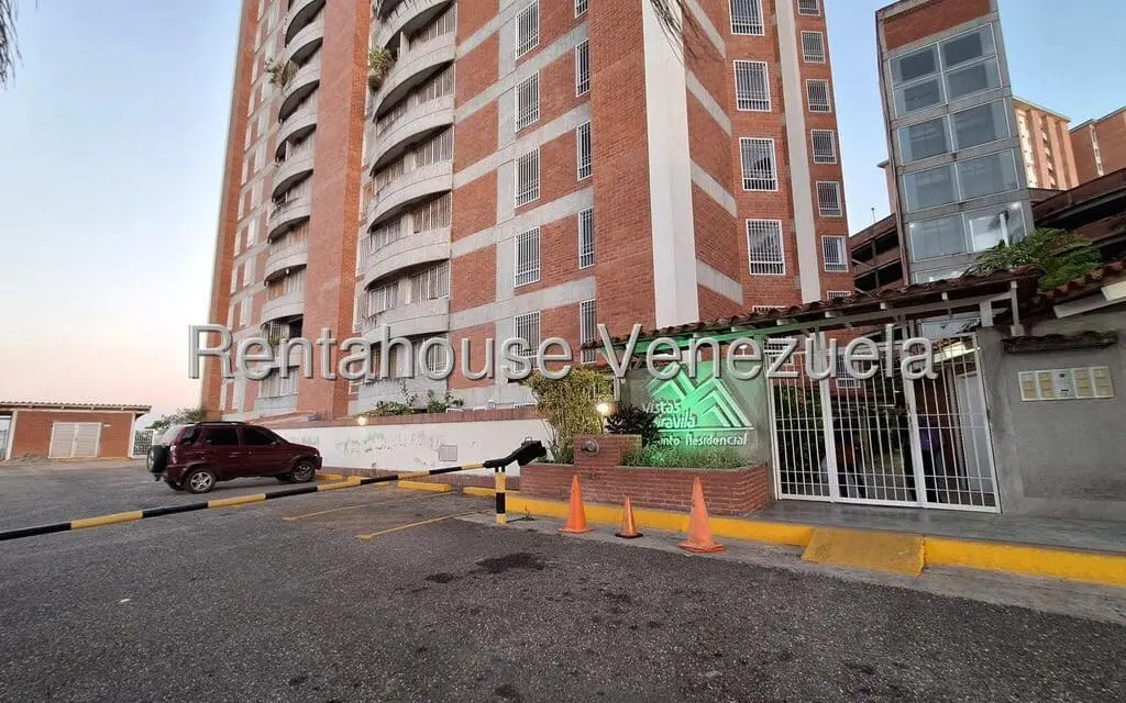 Apartment in Miravila, Caracas - 1
