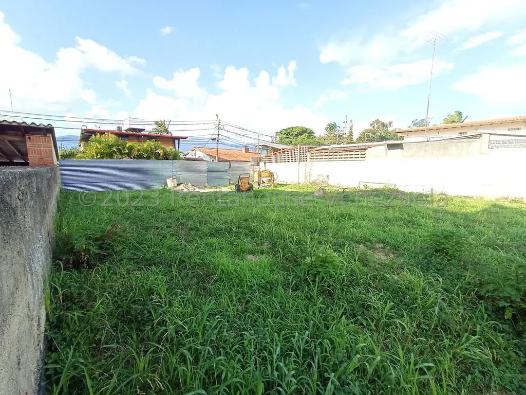 Terreno en Charallavito, Caracas - 1