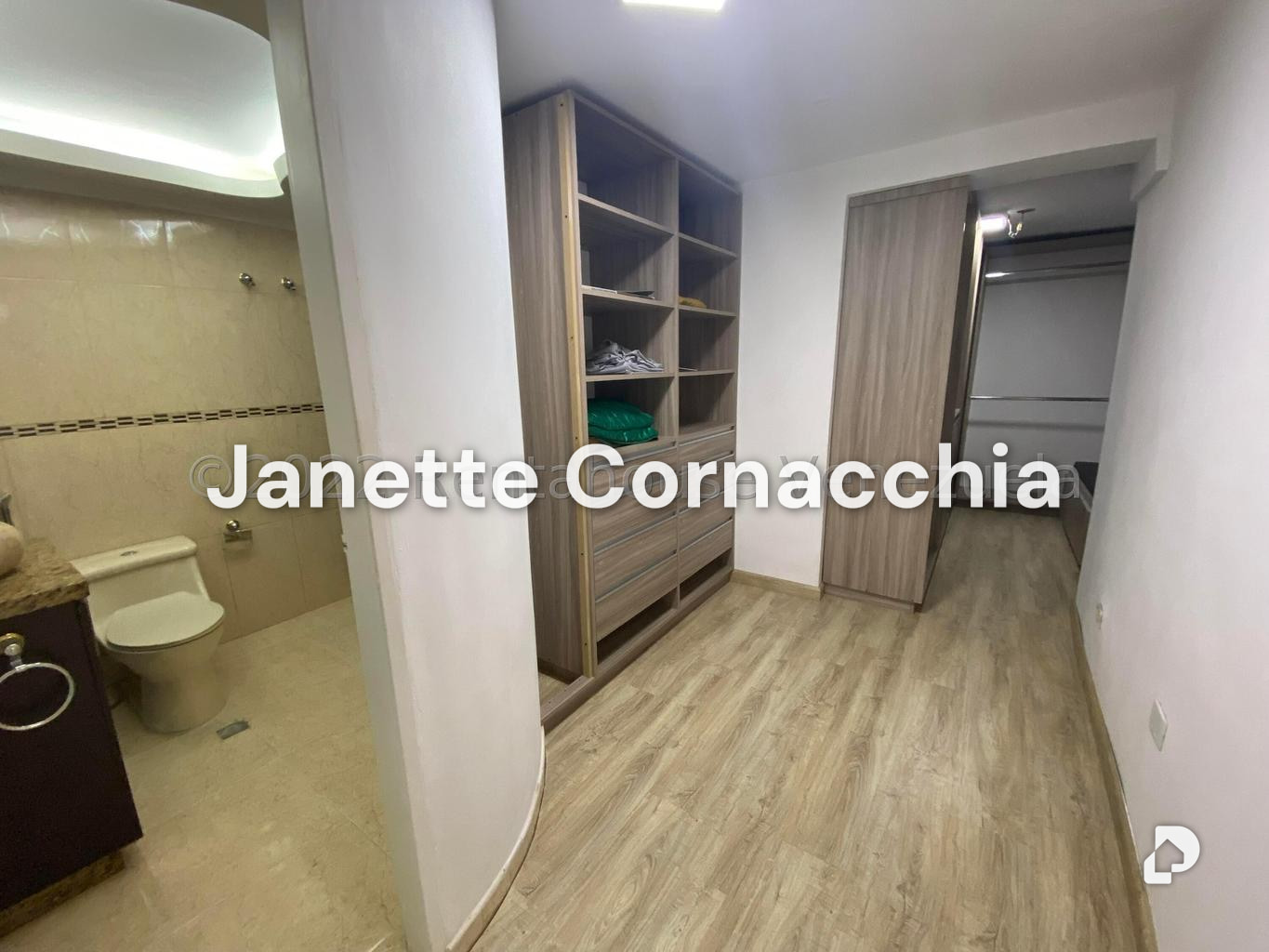 Apartamento en La Urbina, Caracas – 12