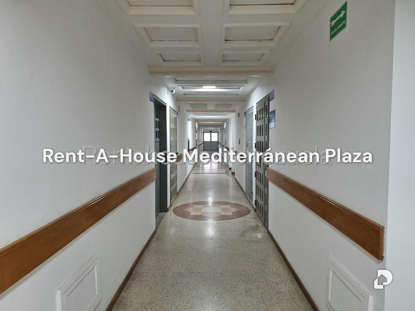 Local comercial en El Parral, Valencia – 3