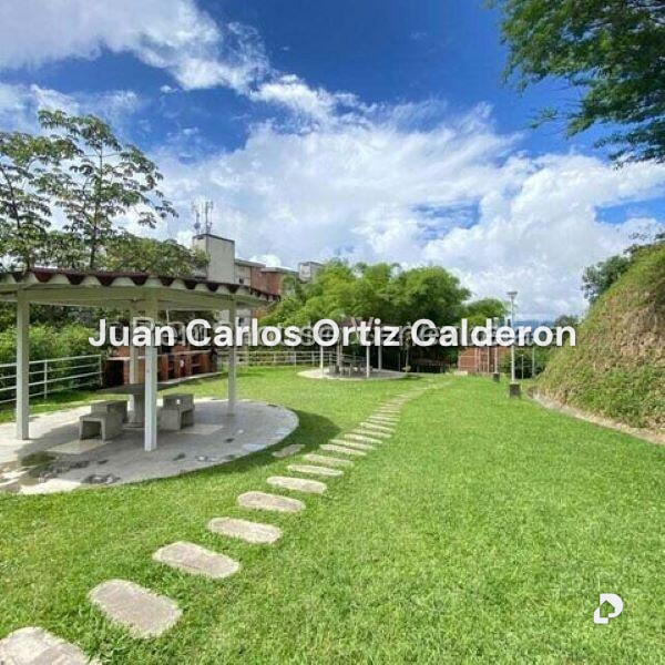 Apartamento en Miravila, Caracas – 10