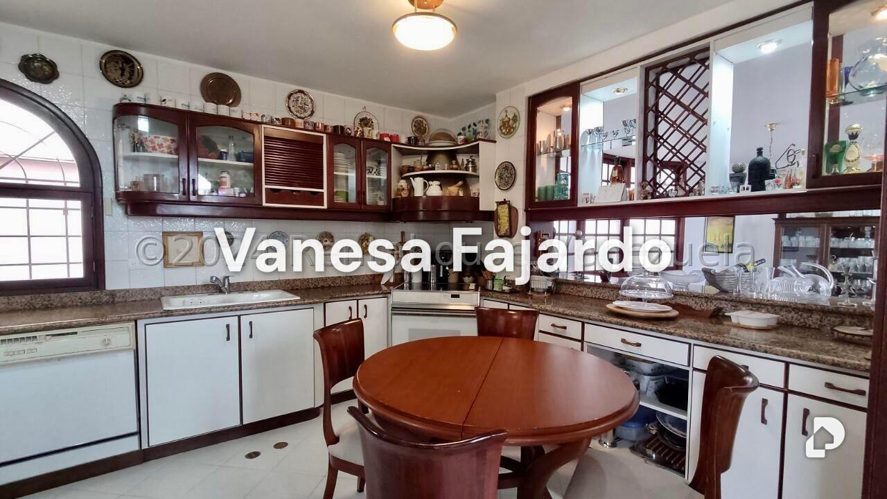 Casa en Parque el Retiro, San Antonio de Los Altos – 13